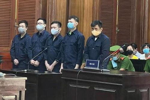 Dàn lãnh đạo Phú An Thịnh Land hầu tòa vì lừa bán 10 dự án 'ma''