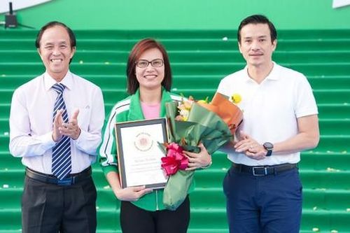 Khởi động chuỗi hoạt động thể thao học đường năm 2023 với Giải Bóng rổ Học sinh TP.HCM
