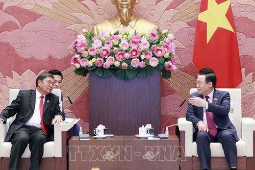 Quốc hội Việt Nam sẵn sàng trao đổi, chia sẻ kinh nghiệm với Quốc hội Lào