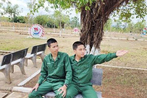 Câu chuyện thứ năm sáu: Tôi không còn là 'Công tử bột' khi vào quân ngũ
