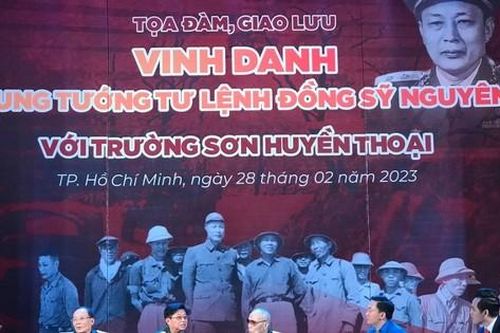 Vinh danh cố Trung tướng Tư lệnh Đồng Sỹ Nguyên với Trường Sơn huyền thoại