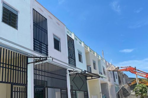 Bình Dương: Cưỡng chế 12 căn nhà xây dựng trái phép trên địa bàn thị xã Tân Uyên