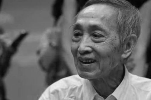 'Hoàng tử Bé' đã về hành tinh của mình
