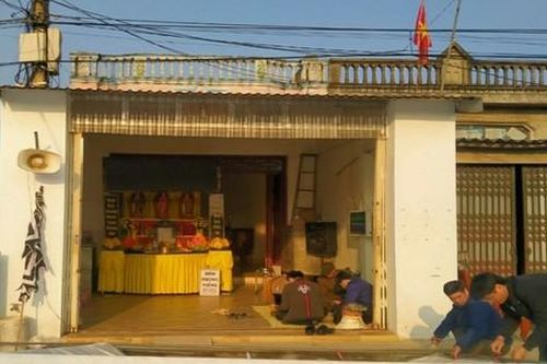 Phát hiện hai vợ chồng tử vong trong căn nhà khóa trái