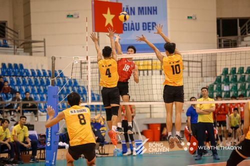 Thắng 3-0 trước TP Hồ Chí Minh, Hà Tĩnh tạm vươn lên nhì bảng A