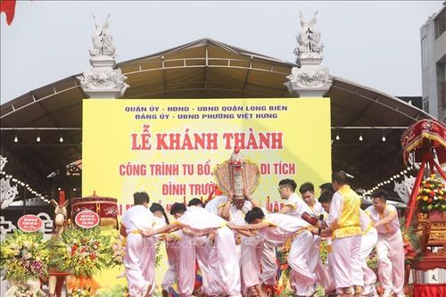 Về hội Trường Lâm xem điệu múa cổ Lột rắn