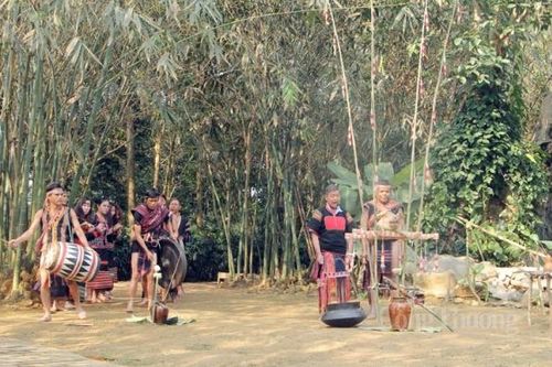 Lễ cúng bến nước: Lan tỏa thông điệp bảo vệ môi trường của dân tộc Ba Na