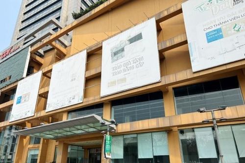 Hà Nội: Nhiều trung tâm thương mại rơi vào tình trạng 'quên lãng'