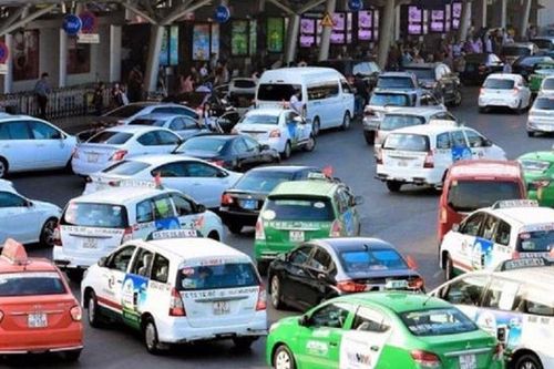 Giá xăng dầu đẩy CPI tháng 2 tăng