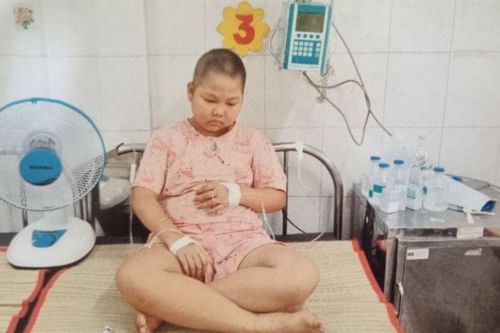 Mở rộng lòng từ: Cháu Đan bị ung thư máu