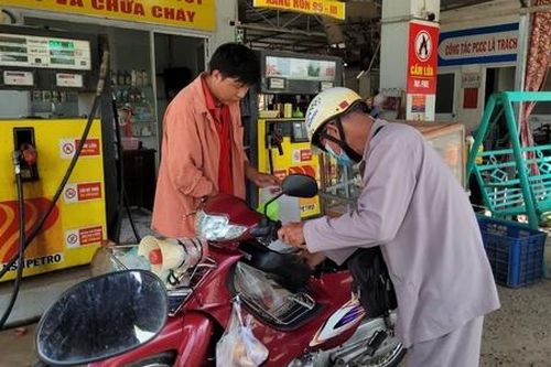 Giải bài toán lợi ích khi sửa Nghị định về kinh doanh xăng dầu