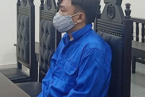 Mượn danh đoàn công tác của Bộ, đưa nhiều người trốn ra nước ngoài