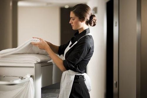 Cựu nhân viên vệ sinh khách sạn tiết lộ bí mật động trời, khăng khăng khuyên khách chớ có nên động vào 5 thứ sau đây