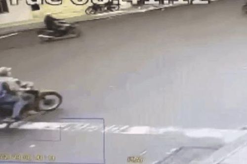 Video nhóm đối tượng nổ súng bắn người giữa đường phố ở Quy Nhơn