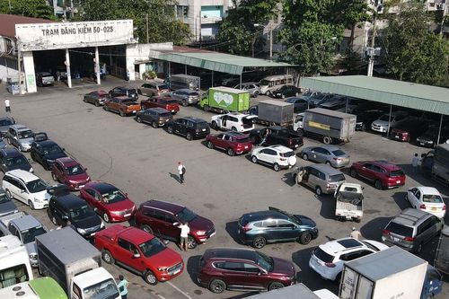 Huy động cán bộ đăng kiểm bị khởi tố đi làm: Đúng luật hay trái quy định?