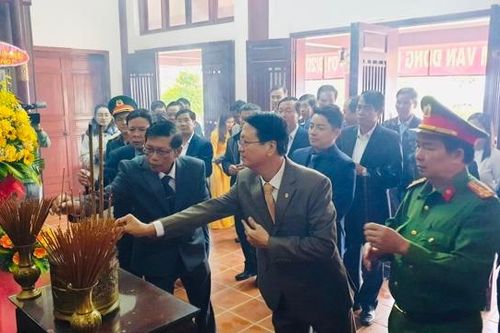 Quảng Ngãi: Kỷ niệm 117 năm ngày sinh cố Thủ tướng Phạm Văn Đồng