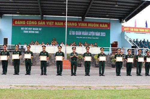 Lực lượng vũ trang tỉnh Đồng Nai ra quân huấn luyện năm 2023