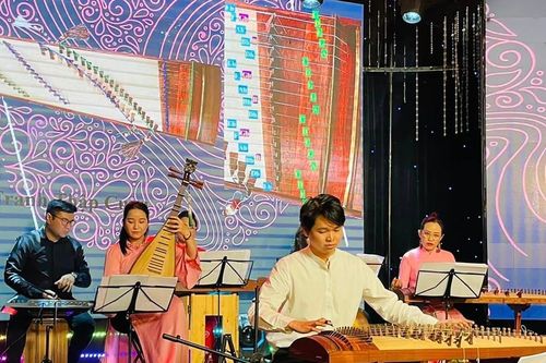 Mình là ai trong thế giới mạng