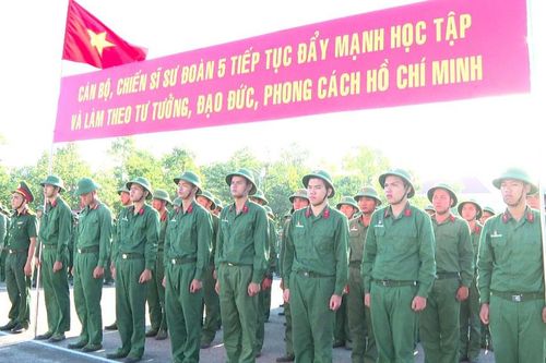 Sư đoàn 5 tổ chức lễ ra quân huấn luyện