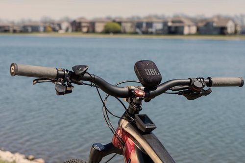 JBL Wind3S, loa di động đa năng