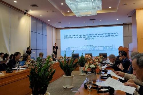 Chuẩn bị gia nhập nhóm thu nhập trung bình cao, Việt Nam cần làm gì?
