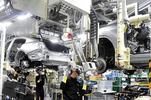 Toyota tái thiết lập kế hoạch điện khí hóa