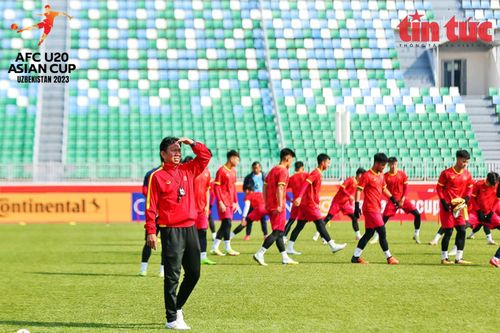 U20 Việt Nam - U20 Australia: Vạn sự khởi đầu nan