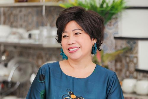 Phản ứng bất ngờ của nghệ sĩ Phi Phụng khi bị đồn qua đời