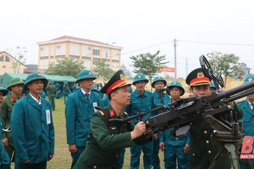 Thiệu Hóa ra quân huấn luyện năm 2023