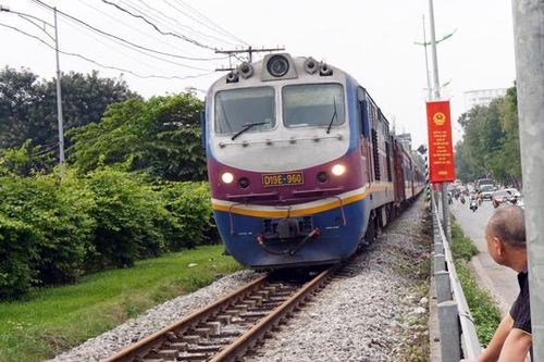 Loạt dự án đường sắt, đường thủy được ưu tiên triển khai, tránh phụ thuộc quá mức vào đường bộ