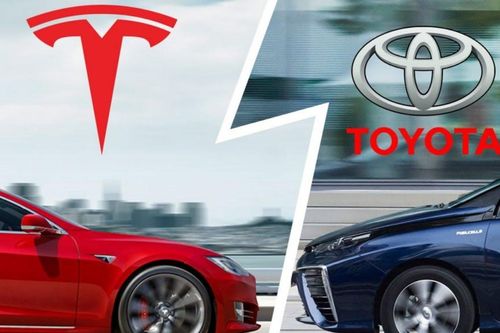 Toyota đấu Tesla: Người khổng lồ ngành ô tô thế giới lo lắng điều gì?