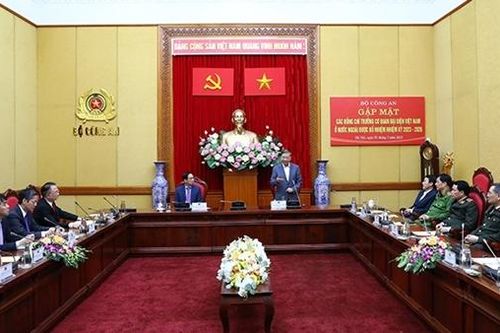Góp phần đưa Việt Nam ngày càng hội nhập sâu rộng với quốc tế