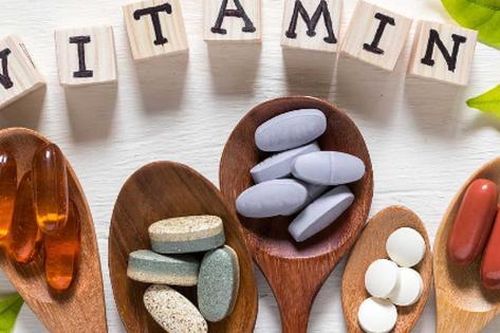 Các vitamin và khoáng chất cần được bổ sung trước và trong khi mang thai