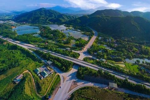 Dự kiến đầu tư hơn 8.000 tỷ để mở rộng cao tốc Nội Bài - Lào Cai