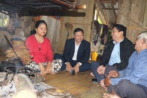 Chung tay xây tổ ấm cho người nghèo