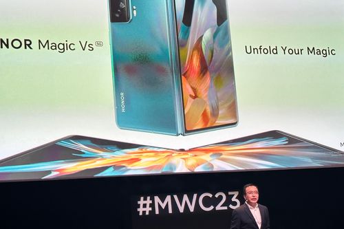 Smartphone màn hình gập đổ bộ MWC 2023