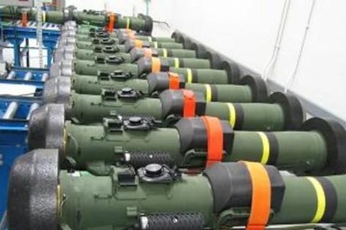 Mỹ phê duyệt thương vụ bán 600 tên lửa vác vai FGM-148 Javelin cho Anh