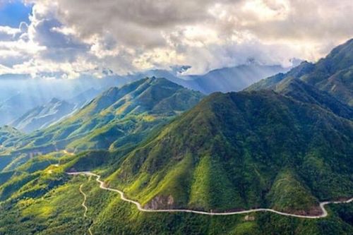 Đầu tư Dự án hầm đường bộ qua đèo Hoàng Liên kết nối Lào Cai - Lai Châu