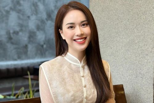 MC Mai Phương VTV: Chồng không cho tôi đóng cảnh hôn trên phim