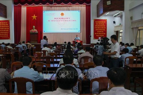 Khắc phục những tồn tại, phát huy nguồn lực đất đai