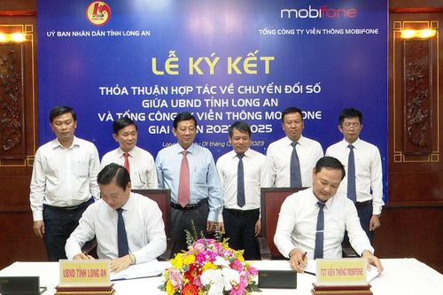 MobiFone ký kết thỏa thuận hợp tác, cùng tỉnh Long An chuyển đổi số