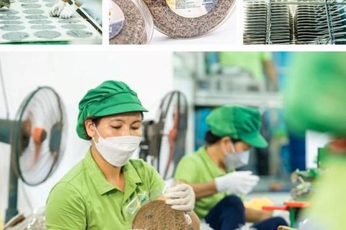 Khi bánh đa vừng… xuất ngoại