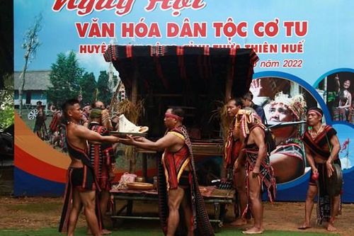 'Sức mạnh mềm' của lễ hội truyền thống