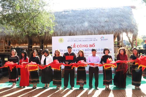 Đắk Lắk công bố buôn du lịch cộng đồng đầu tiên Akŏ Dhông