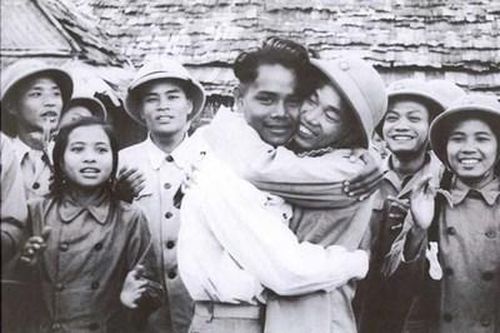 Hành quân theo lời thơ