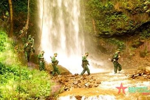 Nghĩa tình Bộ đội Biên phòng nơi đầu nguồn biên giới