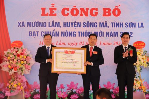 Vượt khó ở Mường Lầm...