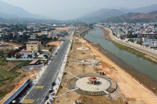 Huyện biên giới Sông Mã kỷ niệm 70 năm ngày thành lập