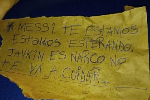 Mảnh giấy đe dọa tính mạng Messi viết gì?