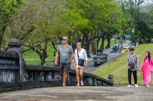 Thừa Thiên Huế: Trải nghiệm mới từ đường đi bộ phía trên Thượng thành